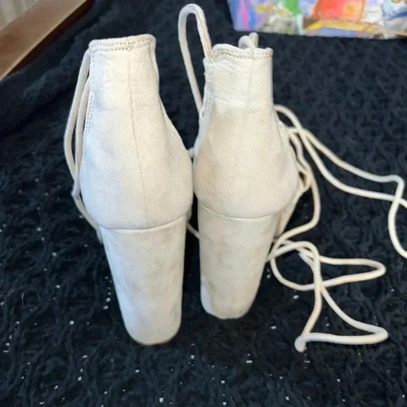 Suede Platform Heels - Picture 4 of 4